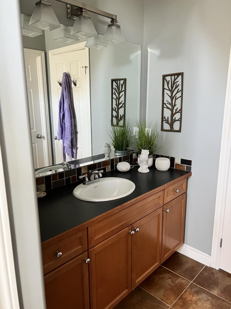 Before photo of the main kids bathroom before updates